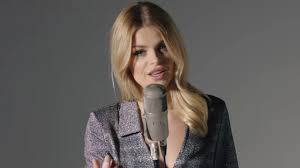Just three years later davina michelle has three persistent number one hit singles to her name, making her the most successful female singer ever in the dutch top 40. All Of Me Davina Michelle Shazam