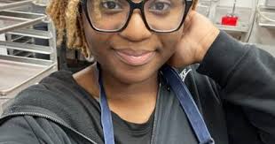 HHHS senior enjoys teaching others to speak English