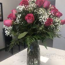 Cedar rapids' delightful mix of culture, value and opportunity draws all. Hyvee Floral Shop Florists 3235 Oakland Rd Ne Cedar Rapids Ia Phone Number Yelp