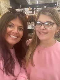 We are opening at noon today because we are picking up some new Spring  decor after our crazy weekend Stay tuned for all the home decor🌸 And yes,  we did NOT plan