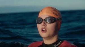 Désenchantées (France 2) : Nelligan (Sarah Leroy) a-t-elle vraiment nagé en  pleine mer ? Réponse !