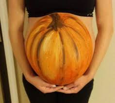 Courtesy of carrie edens usmar/instagram. 32 Diy Pregnant Halloween Costumes C R A F T