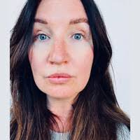 1100+ perfiles de «Aly