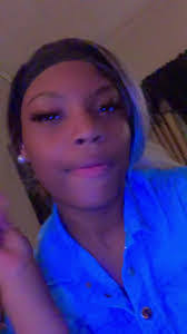 Katrina Payton's Instagram, Twitter & Facebook