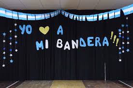 En honor al aniversario de su creador: Instituto Primo Capraro Deutsche Schule Bariloche Nivel Inicial Acto Dia De La Bandera