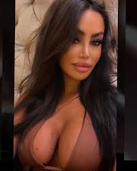 Morta a 38 anni Tabby Brown, ex di Balotelli e Sterling