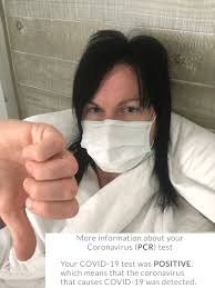 Interview and live photos : Jinxx On Twitter