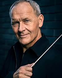 2025 Celebrity Cashiers