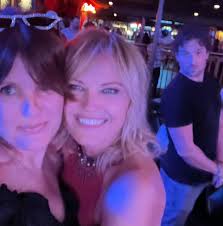 Some fun behind the scenes of @thehuntingwives with all my gal pals 👢The  making of this show was so much fun! I hope you're having a blast watching  it ✨ Drop me