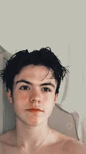 the vamps; — ˗ˏˋ✧lockscreens blake richardson✧ˎˊ˗ Like and...