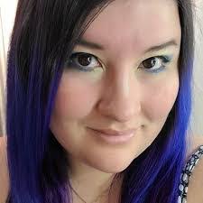 Kendra Burr's Instagram, Twitter & Facebook