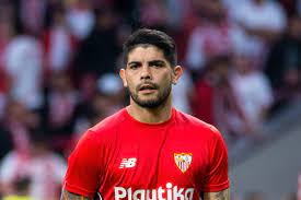 After the granada game, the coach only had positive things to say about an excellent. Primera Division Ever Banega Sevilla Erfullt Wunsch Nicht Abschied In Die Wuste