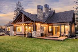 Modern house plans often borrow elements of craftsman style homes to create a look that's both new and timeless. Luxurious Modern Craftsman Style Woodsy Home In Bend Oregon Rustic Exterior Other By Allybrooke Custom Homes Houzz