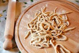 Come preparare i pici in casa. La Ricetta Dei Pici Di Siena Visit Tuscany