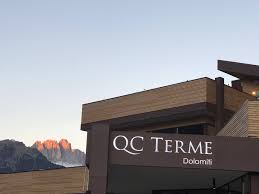 Pozza di fassa is home to one of the seven italian locations of the company, which will soon also land also in new york. Qc Terme Dolomiti Il Benessere E Al Top In Val Di Fassa Spachoice Net