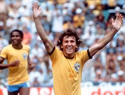 De 20:15 h aujourd'hui, il est le soir passe dans l'ard. Le Match Bresil Italie A La 82e A Change Le Football Apres Lui Tout Le Monde A Joue Sur Le Resultat Team Brasil Maradona World Cup