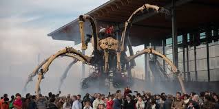 The official source for pokémon news and information on the pokémon trading card game, apps, video games, animation, and the pokédex. En Images La Halle De La Machine Attire Pres De 70 000 Visiteurs Pour Son Inauguration