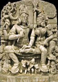 Berdasarkan isinya, kesusasteraan dapat dikelompokkan menjadi tiga, yaitu tutur (pitutur kitab keagamaan), kitab hukum, dan wiracarita. Shiva And Parvati The National Museum Of Oriental Art Ancient Indian Art Indian Sculpture Hindu Statues