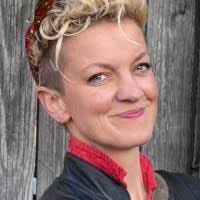 70+ "Lilly Rosa" profiles