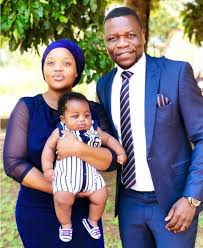 Du sandwich au wrap, des salades aux pommes frites en passant. Macdonald Ndou Children Need To Know That It Is Important To Learn Their Mother Tongue News365 Co Za