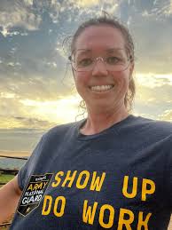 Pacer shirts for half and full marathon runners