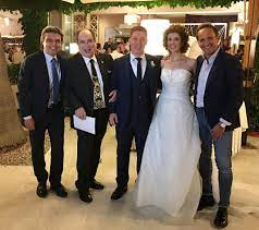 Welcome to the official page of uccio de santis: Taormina Saro Lagana E Barbara Pasquale Sposi Il Racconto Di Una Giornata Da Favola Salvo La Rosa Uccio De Santis E Gilberto Idonea Tra Gli Ospiti D Onore Del Matrimonio Vai Taormina