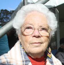 Healing corroboree begins with sacred sounds