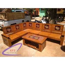 Tidak ketinggalan sofa untuk ruang tamu dengan model amorist 321, di mana anda akan mendapatkan sofa berkualitas dari bahan kayu meranti dan tidak hanya hemat tempat, model sofa bentuk l juga sangat pas dipasangkan dengan meja ukuran apapun, termasuk meja tamu minimalis. Kursi Tamu Minimalis Kayu Jati Model Sudut Shopee Indonesia