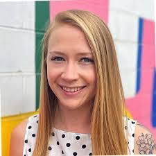 Lauren Heise's Instagram, Twitter & Facebook