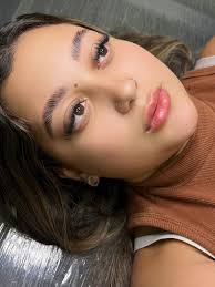 Um amor por nano fios 🫶🏻 Você tem medo de fazer micropigmentação e ficar  marcada ou muito escura? Você precisa conhecer a técnica fio a fio, nano  fios que se camuflam aos