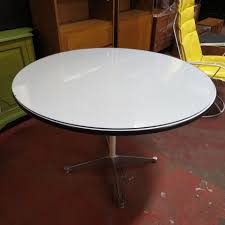Vintage Mid Century Modern Herman Miller Round Pedestal Dining Table Desk By K Round Pedestal Dining Table Mid Century Modern Furniture Pedestal Dining Table