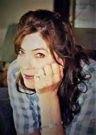 Robin Day's Instagram, Twitter & Facebook