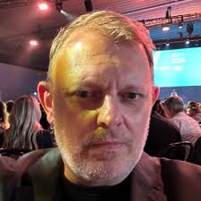 Ryan Leeds (@rleeds)