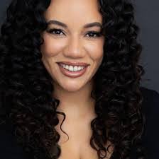 Briana Gaines's Instagram, Twitter & Facebook