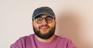 He live-streamed the end of The Eras Tour. 350,000 people tuned in.