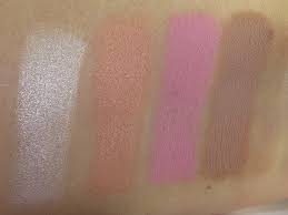 Hieronder nog even alle swatches bij elkaar: Too Faced The Power Of Makeup By Nikkietutorials Review Swatches Musings Of A Muse