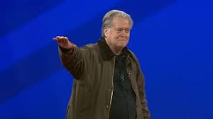 Après un salut nazi de Steve Bannon, Jordan Bardella annule sa  participation à un rassemblement d'extrême droite aux Etats-Unis