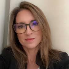 Author Janelle Gabay