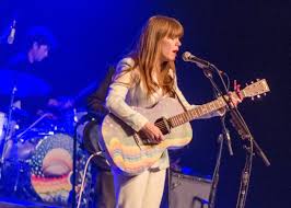 Ryan adams and phoebe bridgers photos, news and gossip. Phoebe Bridgers Jenny Lewis And More Comment On Ryan Adams Scandal