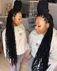 Pooka Took On Instagram It S Officially Soft Loc Summer Faux Locs Hairstyles Natural Hair Styles Easy Braids Hairstyles Pictures