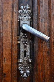 It's important to have all of your materials handy and take your time carefully handling the glass. Door Handle Wikipedia