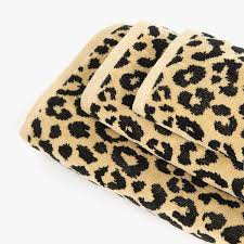 White grey bath mat bathroom 100% terry cotton jacquard towel for 5 star hotel quality towels. Image 3 Of The Product Leopard Print Jacquard Towel