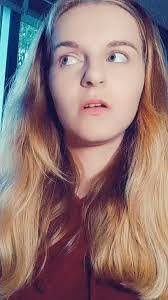 Ella Dupre's Instagram, Twitter & Facebook