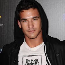 Clay Adler, estrella de MTV, se suicida delante de un grupo de amigos