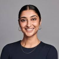 Maitri Dave's Instagram, Twitter & Facebook