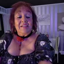 I have lots of frozen butternut box dog food