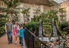 25 Best Family Weekend Getaways No need to travel to exotic lands — explore the many midwest family vacation spots where the shores of the great even if it's only for a few days, here are some of the best spots you and your family will love. 25 best family weekend getaways