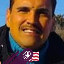 One smile. One spark. No turning back 💋