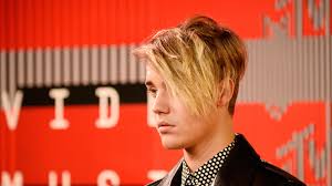 Please like, comment & share. Justin Bieber S Hair At The Vmas Has Us Scratching Our Heads Gq