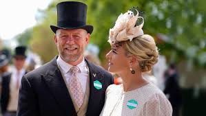 Last modified may 14, 2021. Zara Phillips Neue Fotos Im Hochzeits Look Und Ihre Babypfunde Sind Verschwunden Bunte De